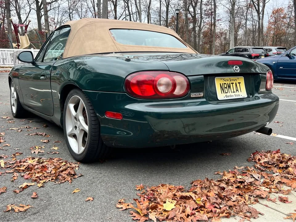 2001 Mazda NB MX-5 Miata - Image 2 of 13