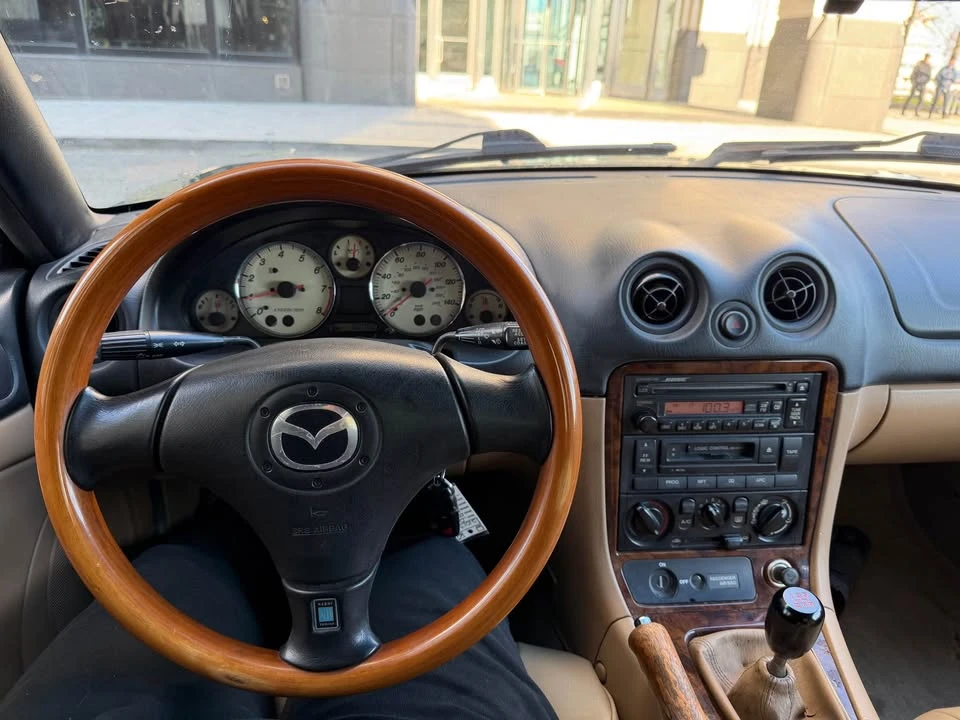 2001 Mazda NB MX-5 Miata - Image 16 of 20