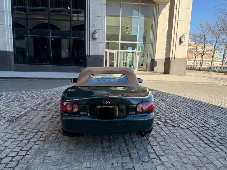 2001 Mazda NB MX-5 Miata - Image 7 of 20
