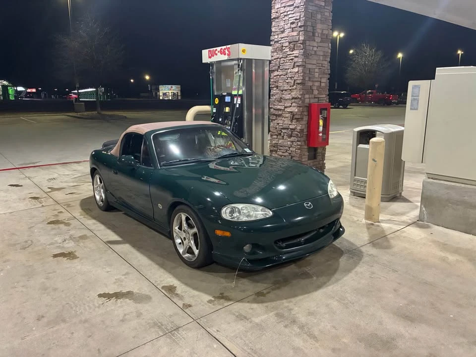 2001 Mazda NB MX-5 Miata - Image 8 of 9