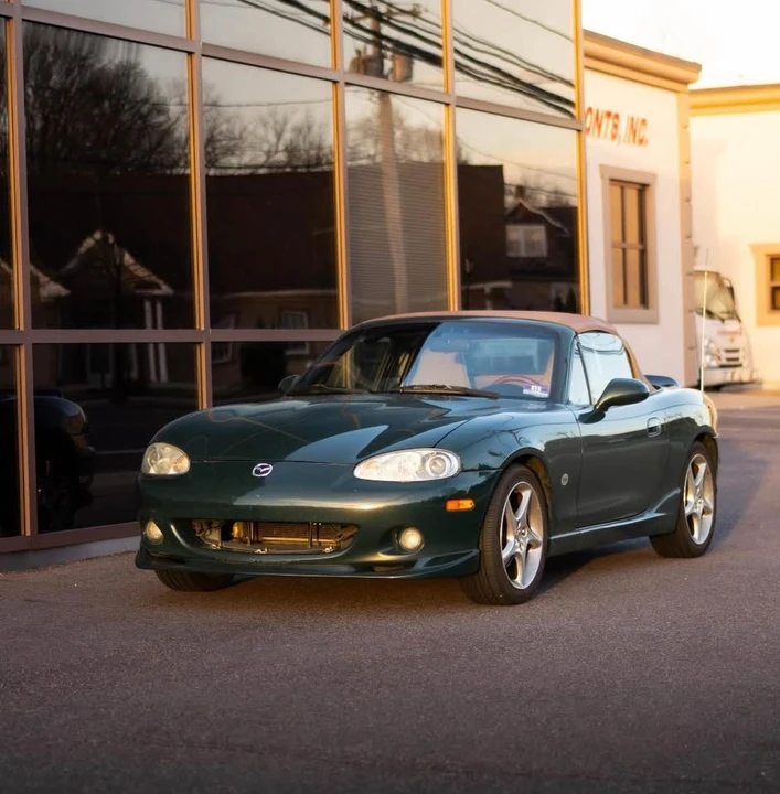 2001 Mazda NB MX-5 Miata - Image 2 of 9