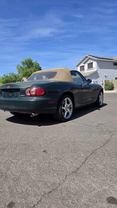 2001 Mazda NB MX-5 Miata - Image 3 of 14