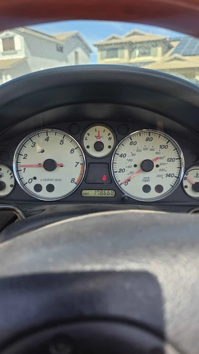 2001 Mazda NB MX-5 Miata - Image 11 of 14