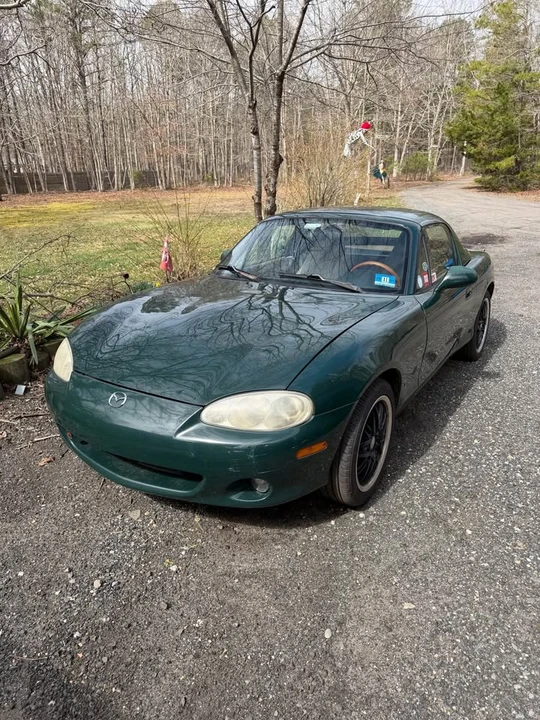 2001 Mazda NB MX-5 Miata - Image 2 of 10