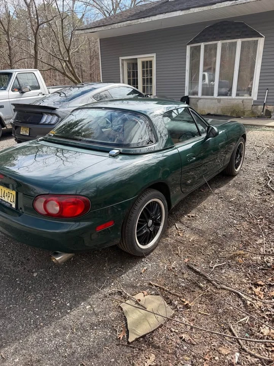 2001 Mazda NB MX-5 Miata - Image 4 of 10
