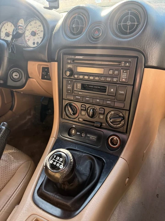 2001 Mazda NB MX-5 Miata - Image 7 of 12