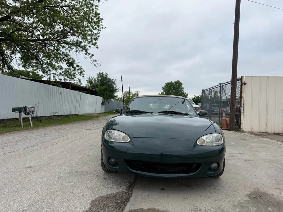 2001 Mazda NB MX-5 Miata - Image 3 of 14