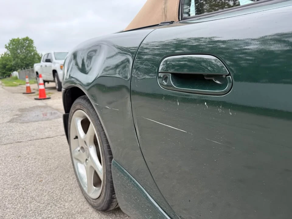 2001 Mazda NB MX-5 Miata - Image 10 of 14