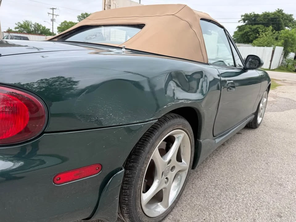 2001 Mazda NB MX-5 Miata - Image 9 of 14