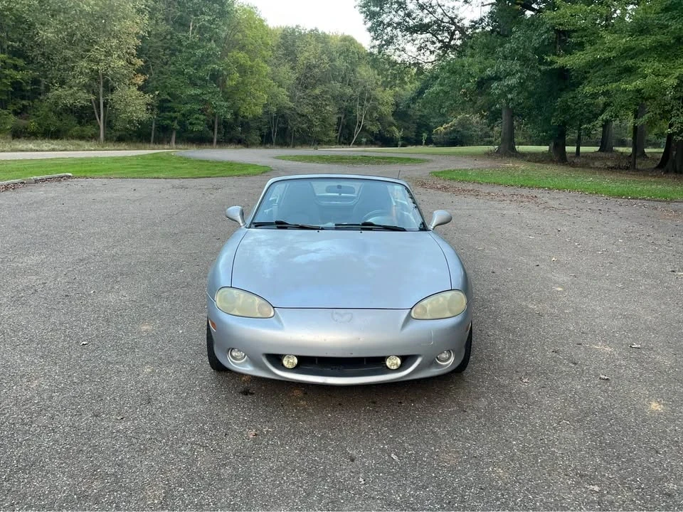 2001 Mazda NB MX-5 Miata - Image 8 of 16