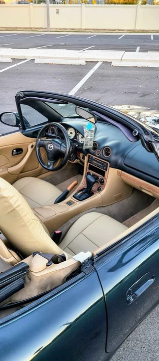 2001 Mazda NB MX-5 Miata - Image 12 of 15