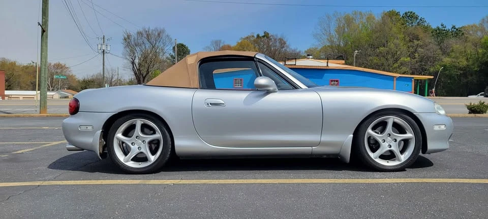2001 Mazda NB MX-5 Miata - Image 3 of 16