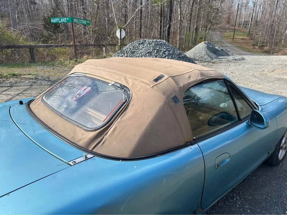 2001 Mazda NB MX-5 Miata - Image 10 of 18