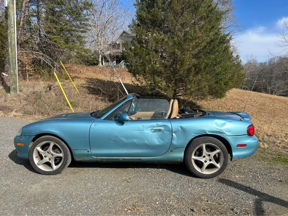 2001 Mazda NB MX-5 Miata - Image 8 of 18