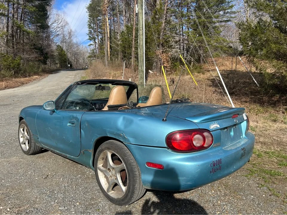 2001 Mazda NB MX-5 Miata - Image 7 of 18