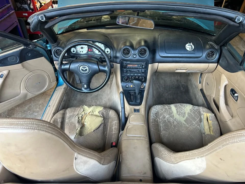 2001 Mazda NB MX-5 Miata - Image 13 of 18