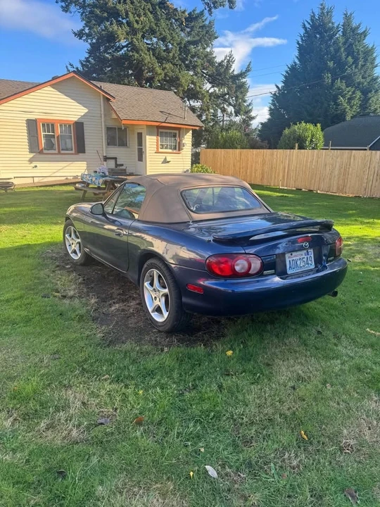 2001 Mazda NB MX-5 Miata - Image 5 of 7