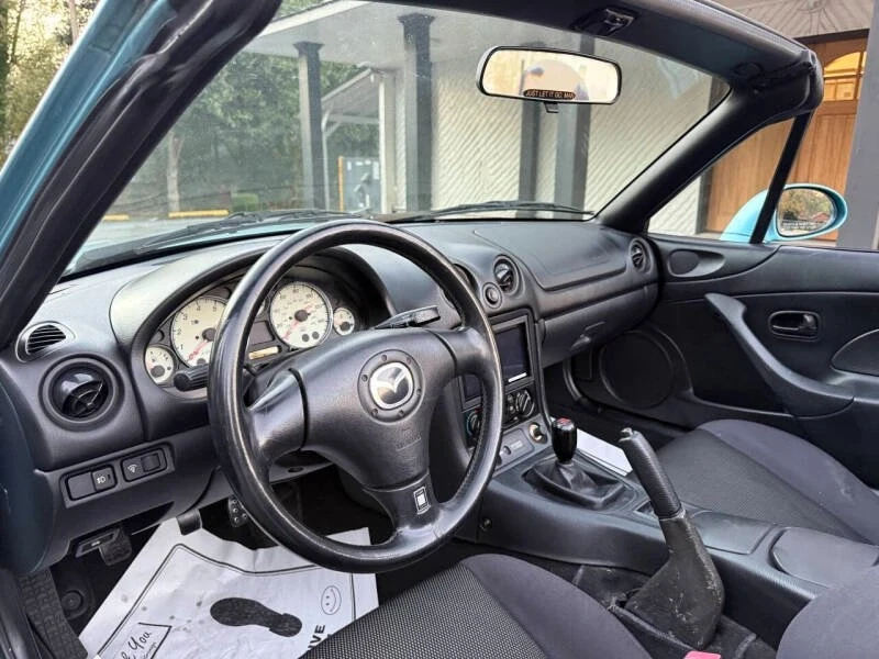 2001 Mazda NB MX-5 Miata - Image 12 of 19