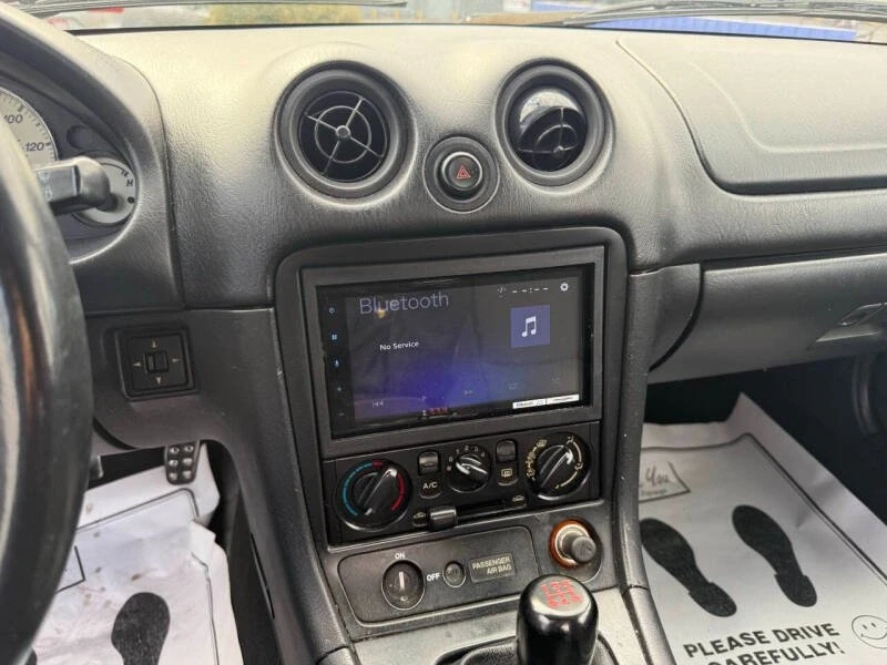 2001 Mazda NB MX-5 Miata - Image 15 of 19