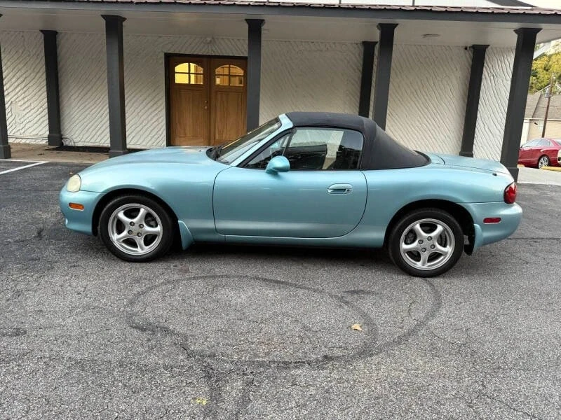 2001 Mazda NB MX-5 Miata - Image 17 of 19