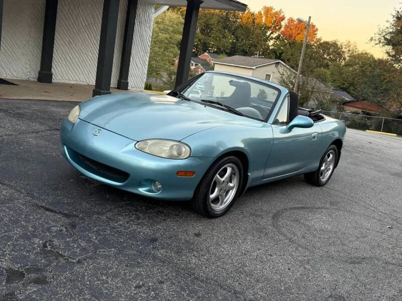 2001 Mazda NB MX-5 Miata - Image 5 of 19