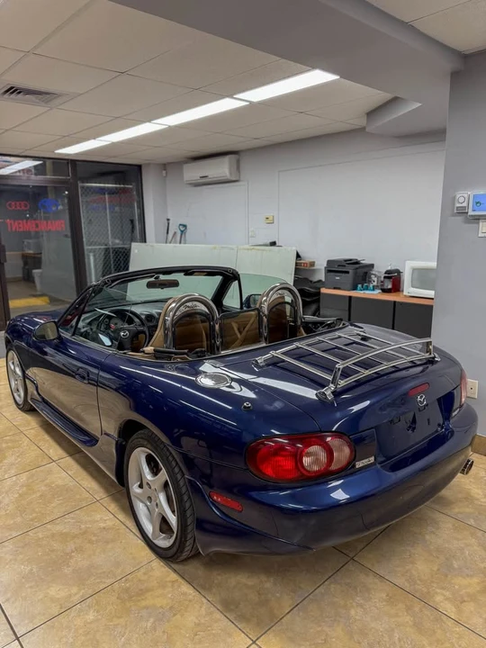 2001 Mazda NB MX-5 Miata - Image 5 of 15