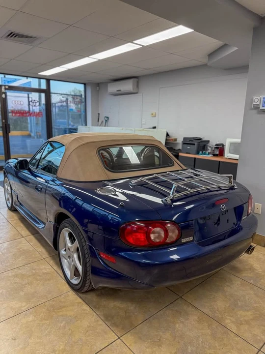 2001 Mazda NB MX-5 Miata - Image 9 of 15