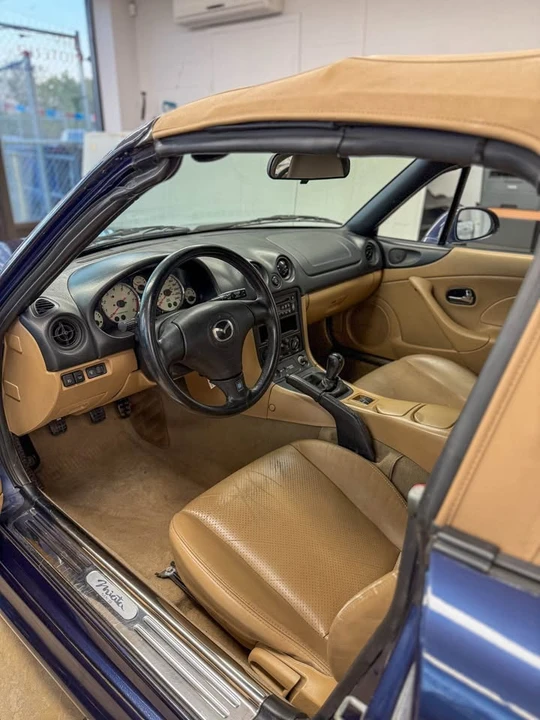 2001 Mazda NB MX-5 Miata - Image 7 of 15