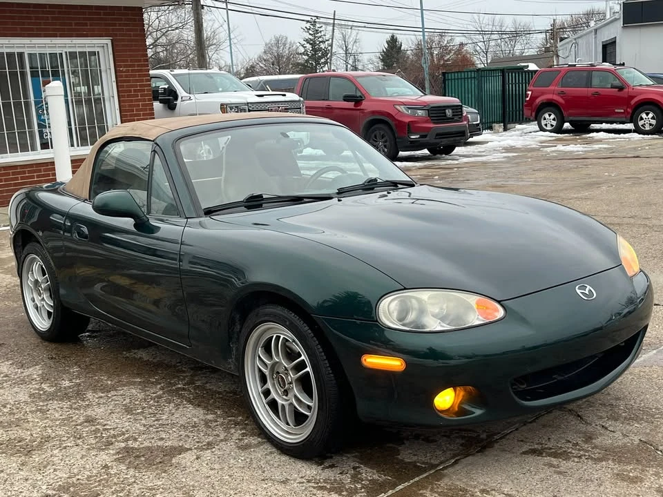 2001 Mazda NB MX-5 Miata - Image 7 of 17