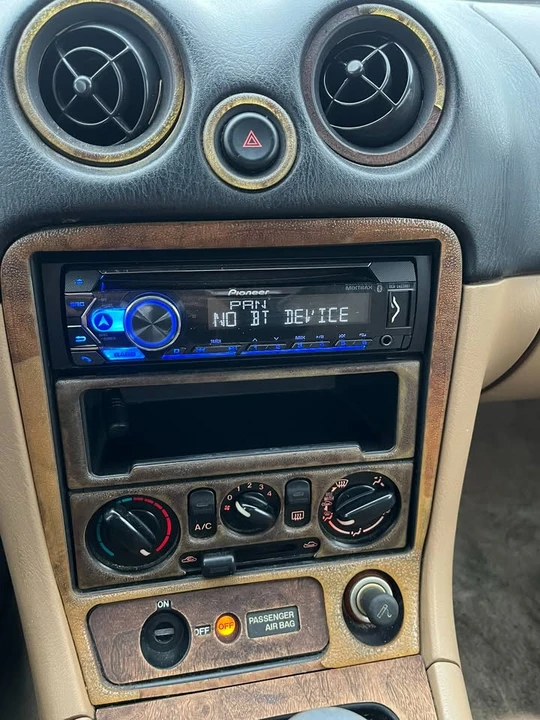 2001 Mazda NB MX-5 Miata - Image 9 of 17