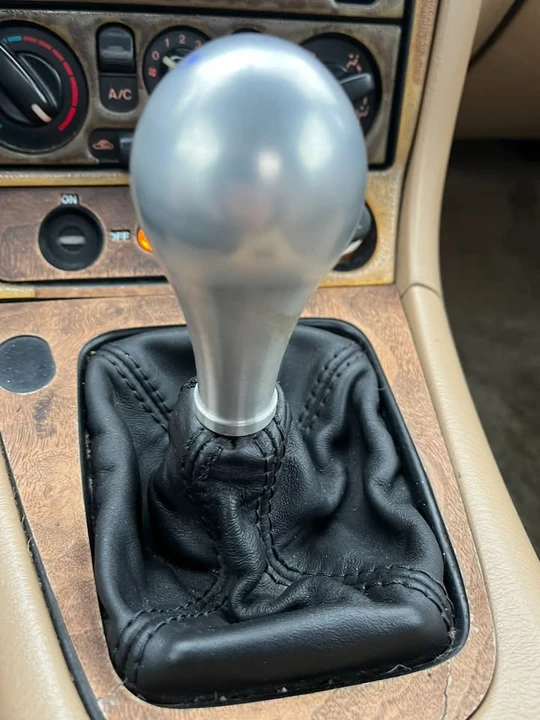 2001 Mazda NB MX-5 Miata - Image 10 of 17