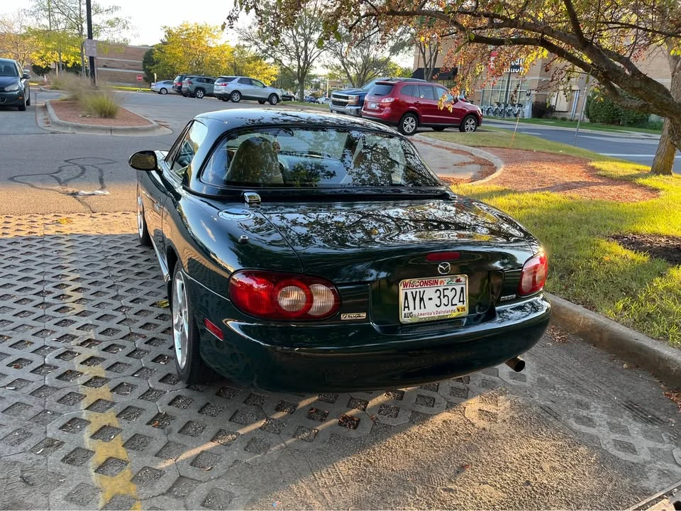 2001 Mazda NB MX-5 Miata - Image 18 of 19