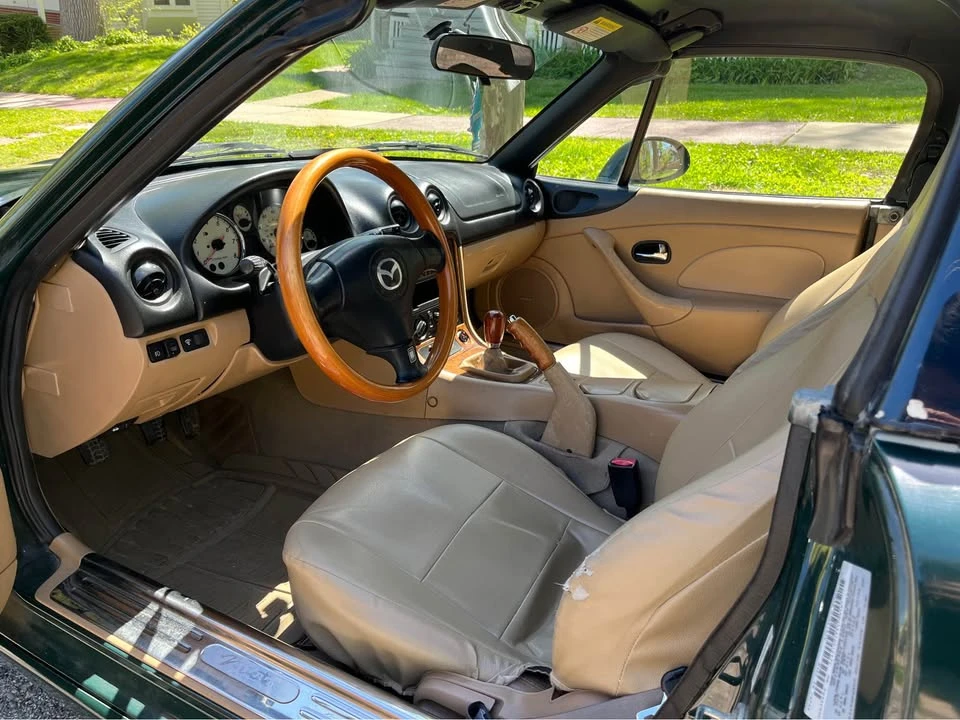 2001 Mazda NB MX-5 Miata - Image 11 of 19