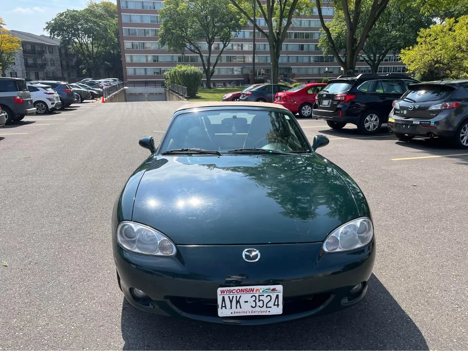 2001 Mazda NB MX-5 Miata - Image 10 of 19