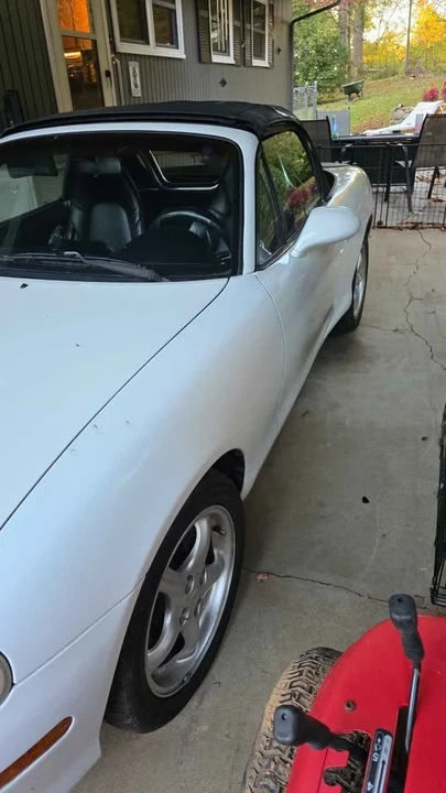 2001 Mazda NB MX-5 Miata - Image 3 of 6