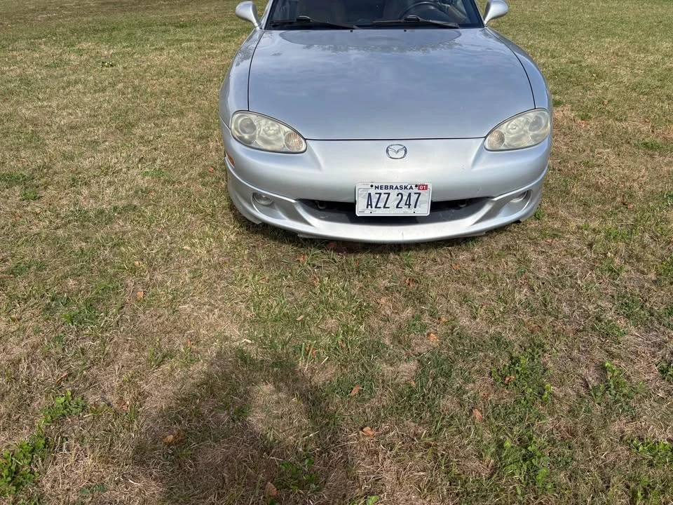 2001 Mazda NB MX-5 Miata - Image 3 of 7