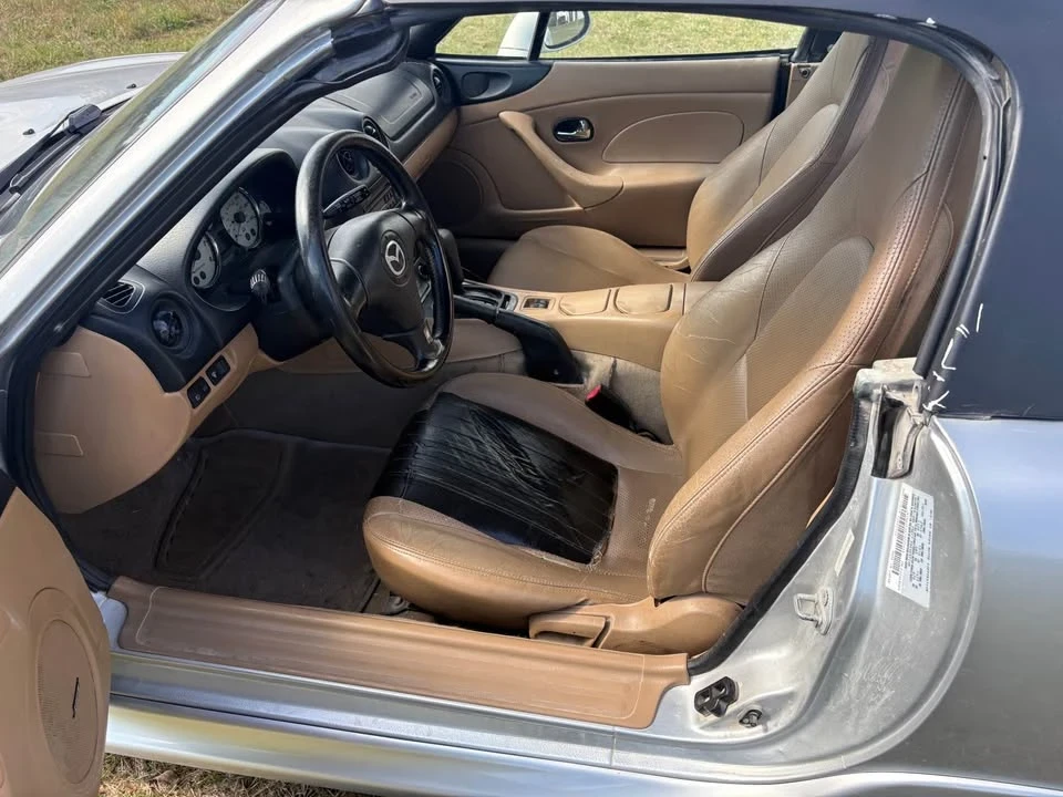 2001 Mazda NB MX-5 Miata - Image 2 of 7