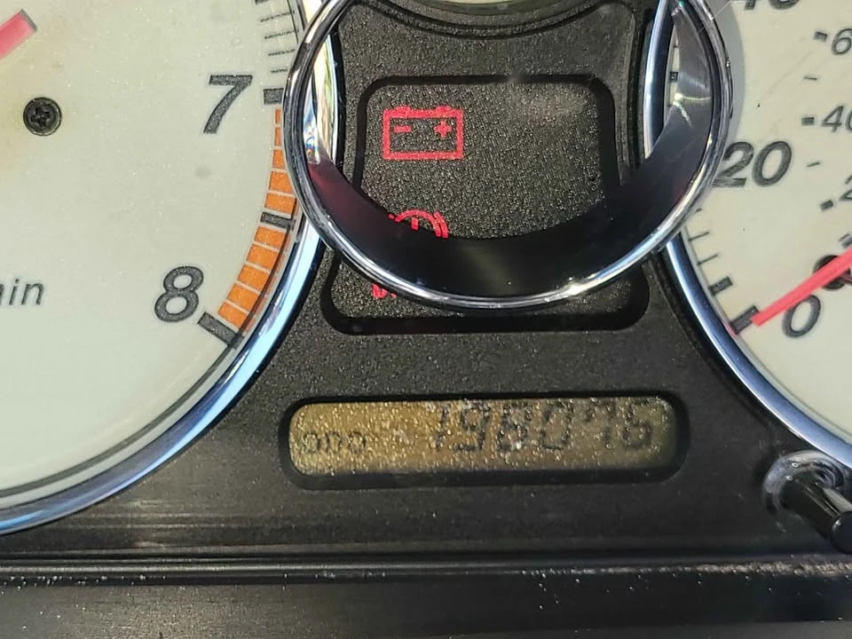 2001 Mazda NB MX-5 Miata - Image 2 of 7