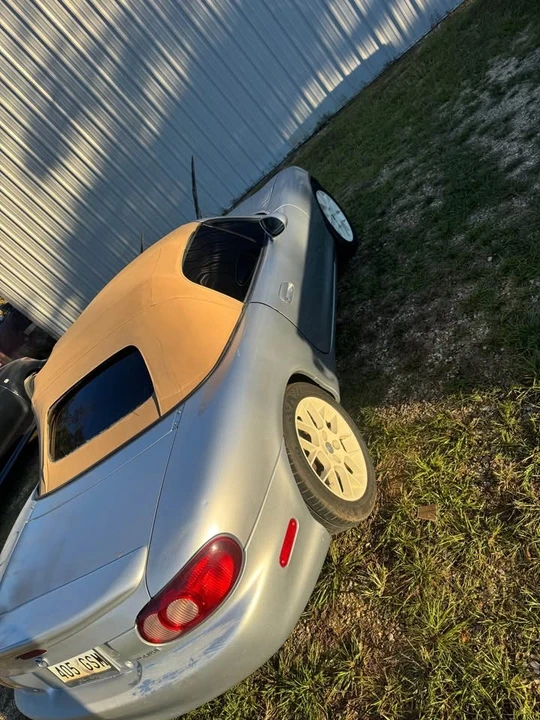 2001 Mazda NB MX-5 Miata - Image 6 of 8