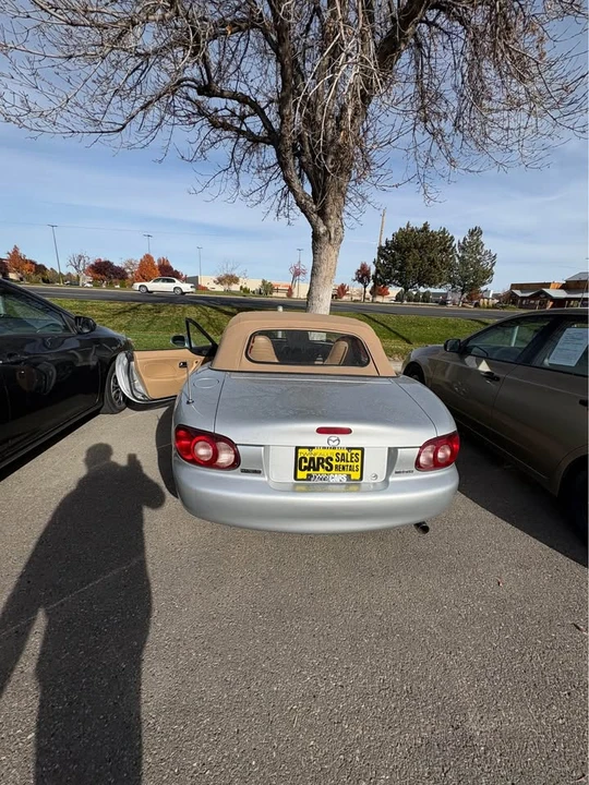 2001 Mazda NB MX-5 Miata - Image 5 of 5
