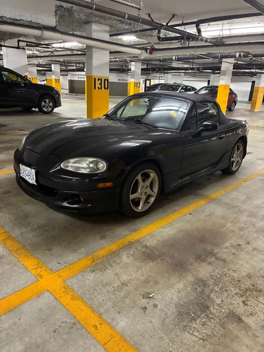 2001 Mazda NB MX-5 Miata - Image 10 of 11