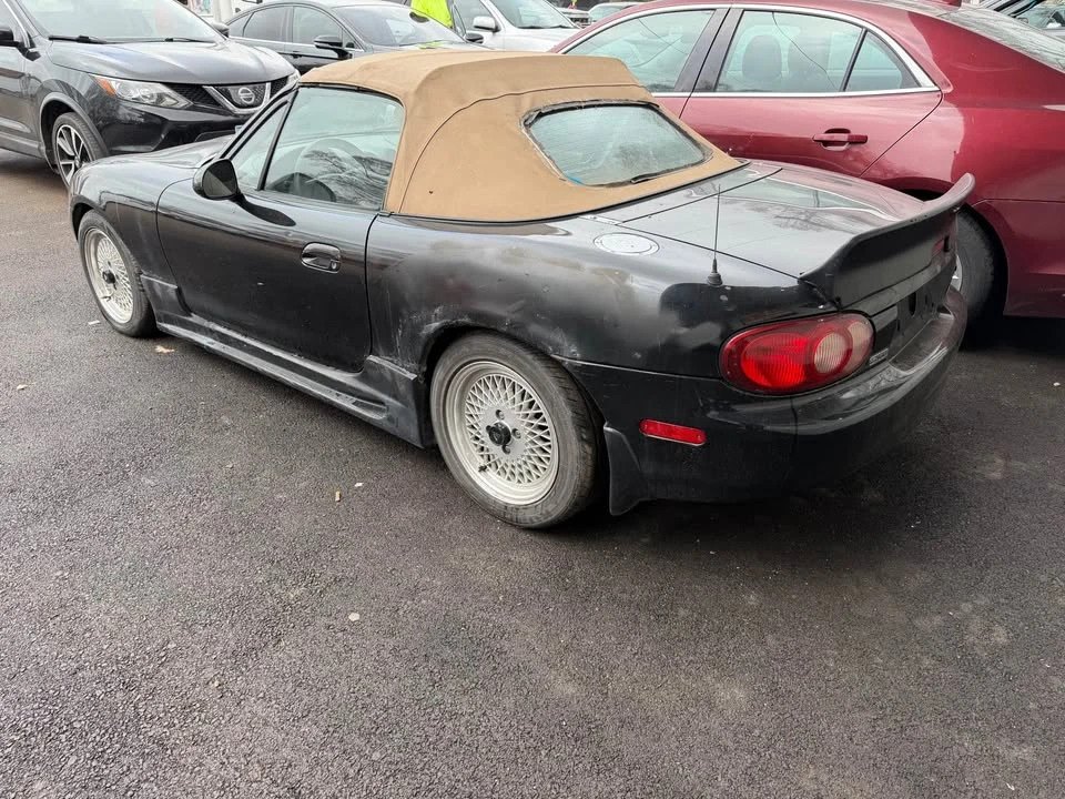 2001 Mazda NB MX-5 Miata - Image 3 of 6