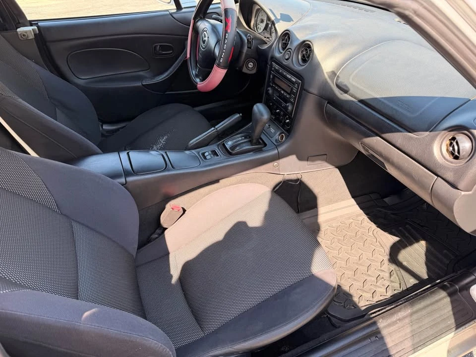 2001 Mazda NB MX-5 Miata - Image 9 of 9
