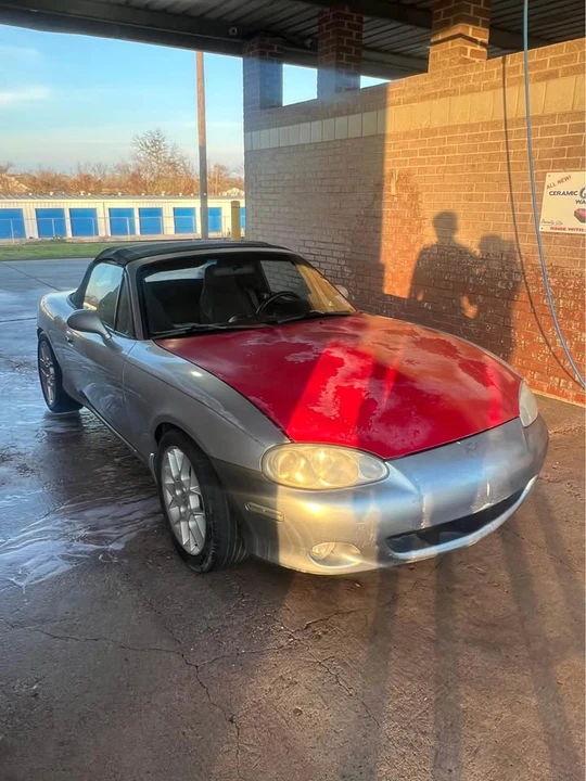 2001 Mazda NB MX-5 Miata - Image 2 of 3