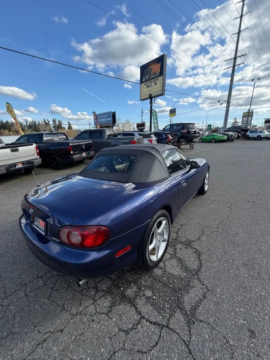2001 Mazda NB MX-5 Miata - Image 5 of 12