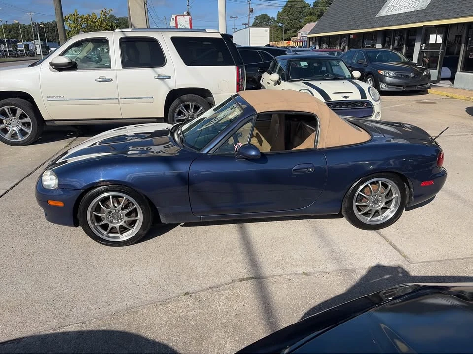 2001 Mazda NB MX-5 Miata - Image 8 of 16