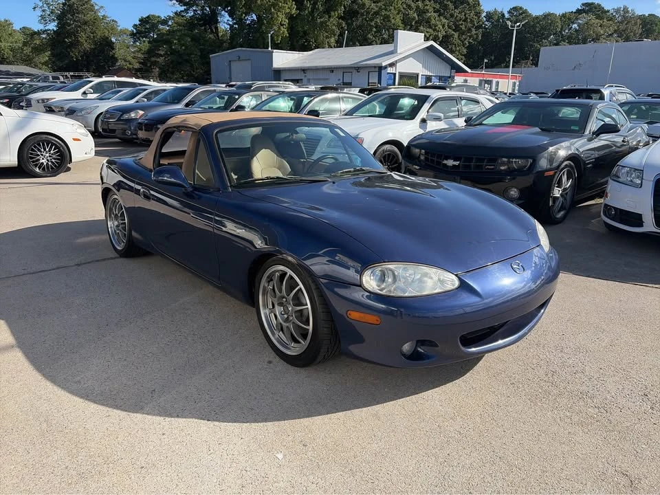 2001 Mazda NB MX-5 Miata - Image 2 of 16