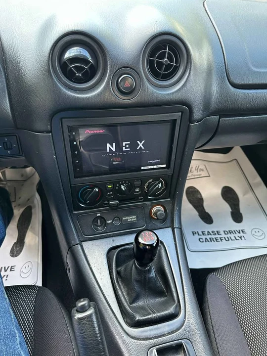 2001 Mazda NB MX-5 Miata - Image 12 of 15