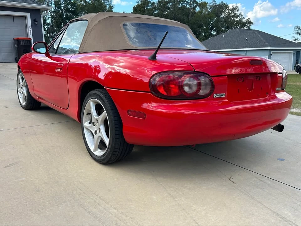 2001 Mazda NB MX-5 Miata - Image 7 of 10
