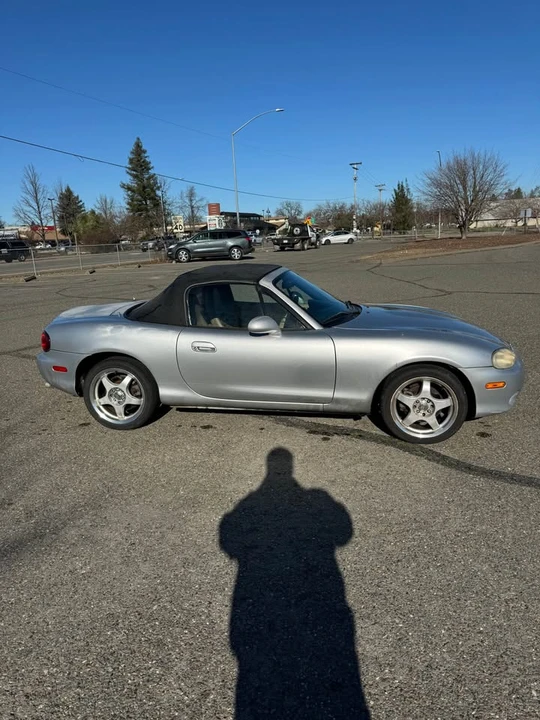 2001 Mazda NB MX-5 Miata - Image 8 of 9